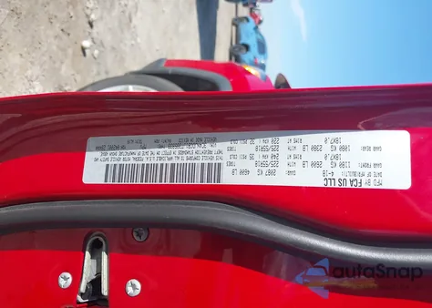 2018 Jeep Compass Limited 4X4 из США, поврежденный, VIN 3C4NJDCB1JT395933